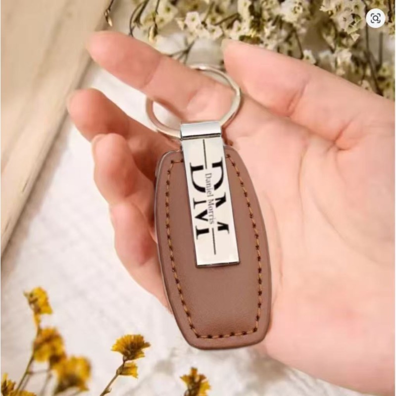 Personalized Leather Keychain  - Car Accessories Name บทวิจารณ์และราคา