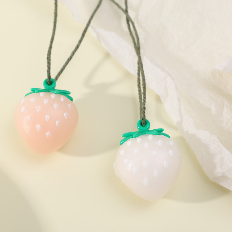 Cute Strawberry Car Pendant Co - Car Accessories Gift Ideas บทวิจารณ์และราคา